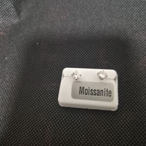 925 Silver Moissanite Solitaire Studs
Moissanite Stud Earrings